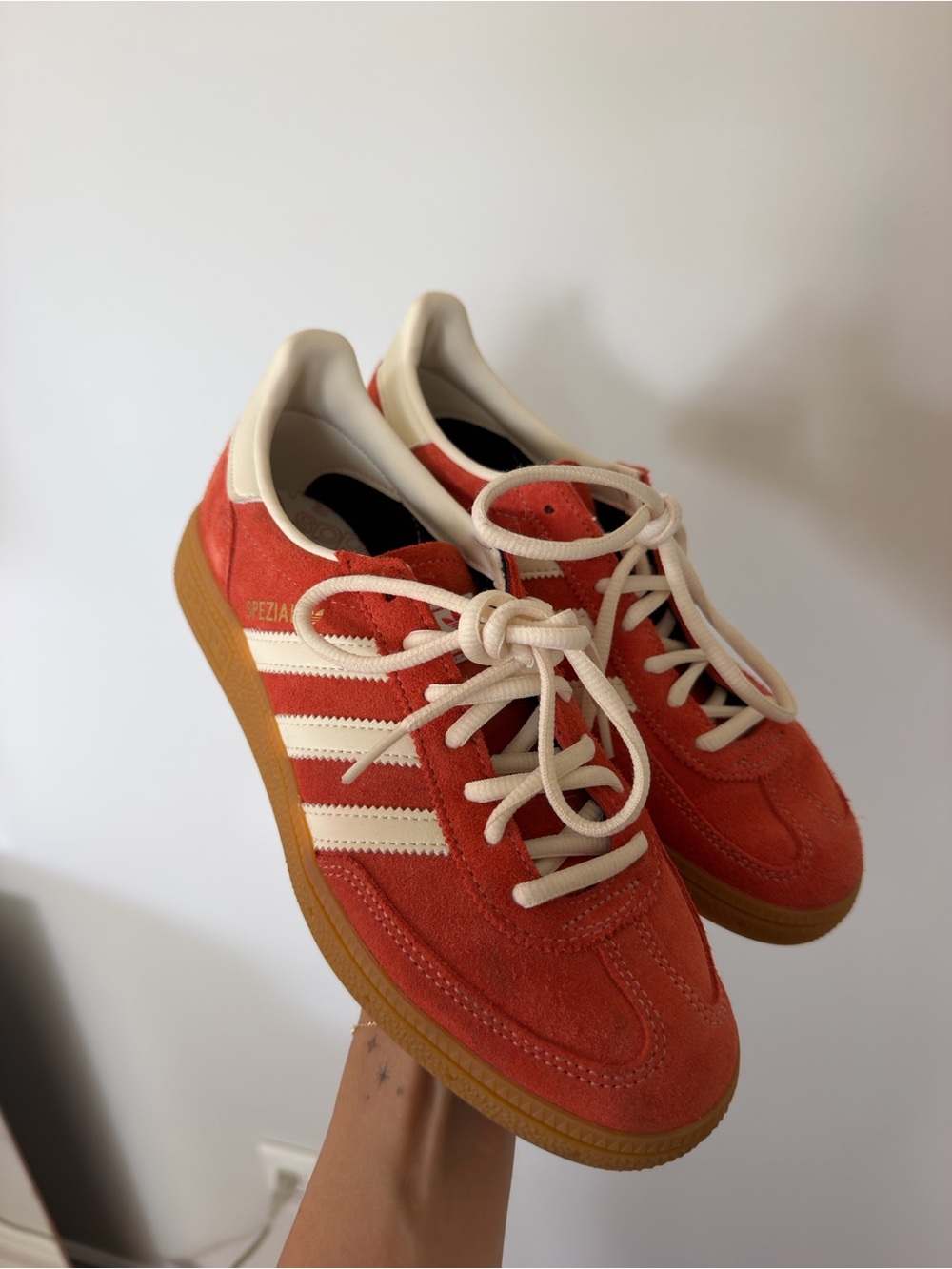Orange Adidas Spezial